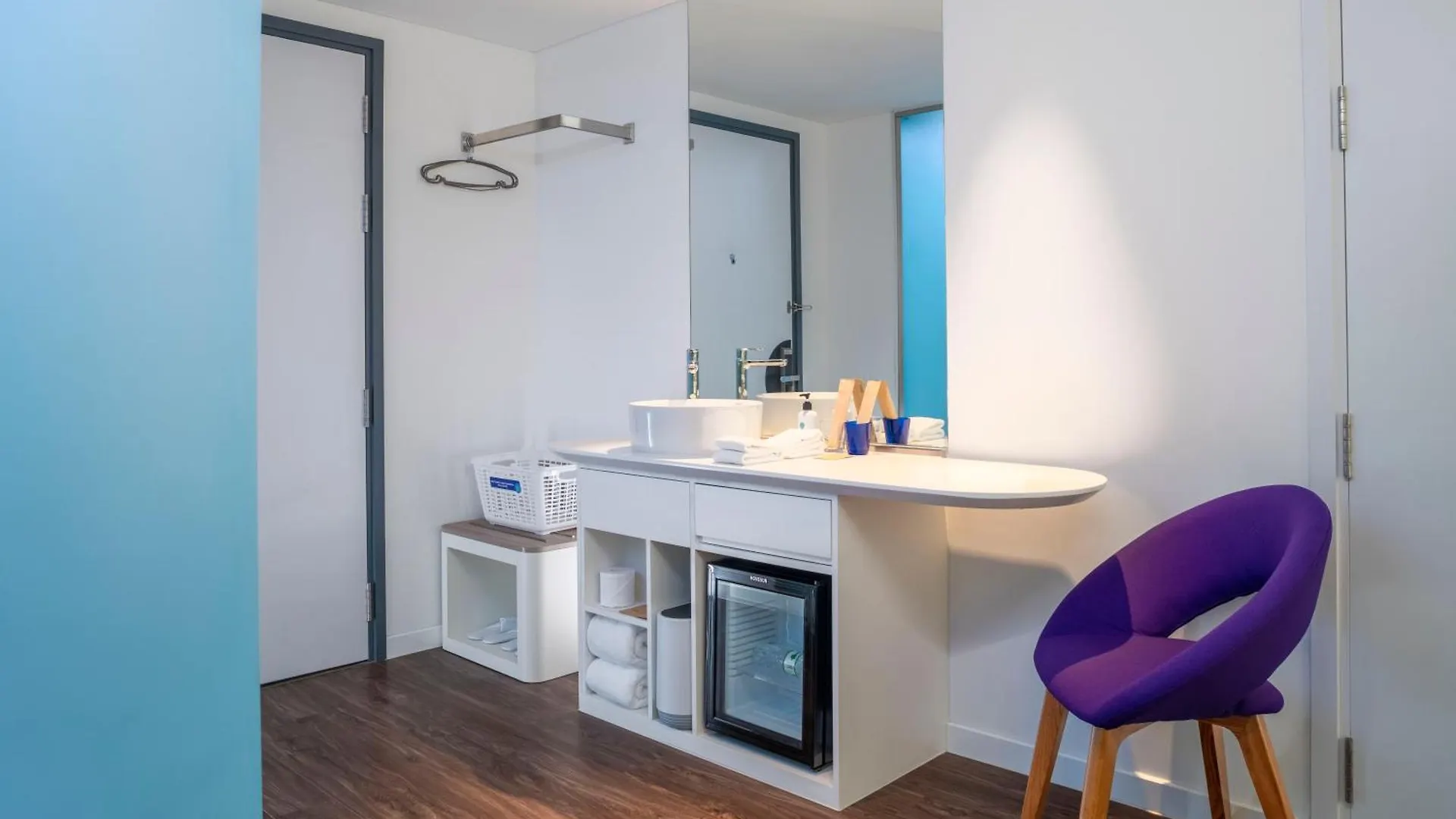 Tru By Hilton Da Nang City Centre 4*,  Vietnam